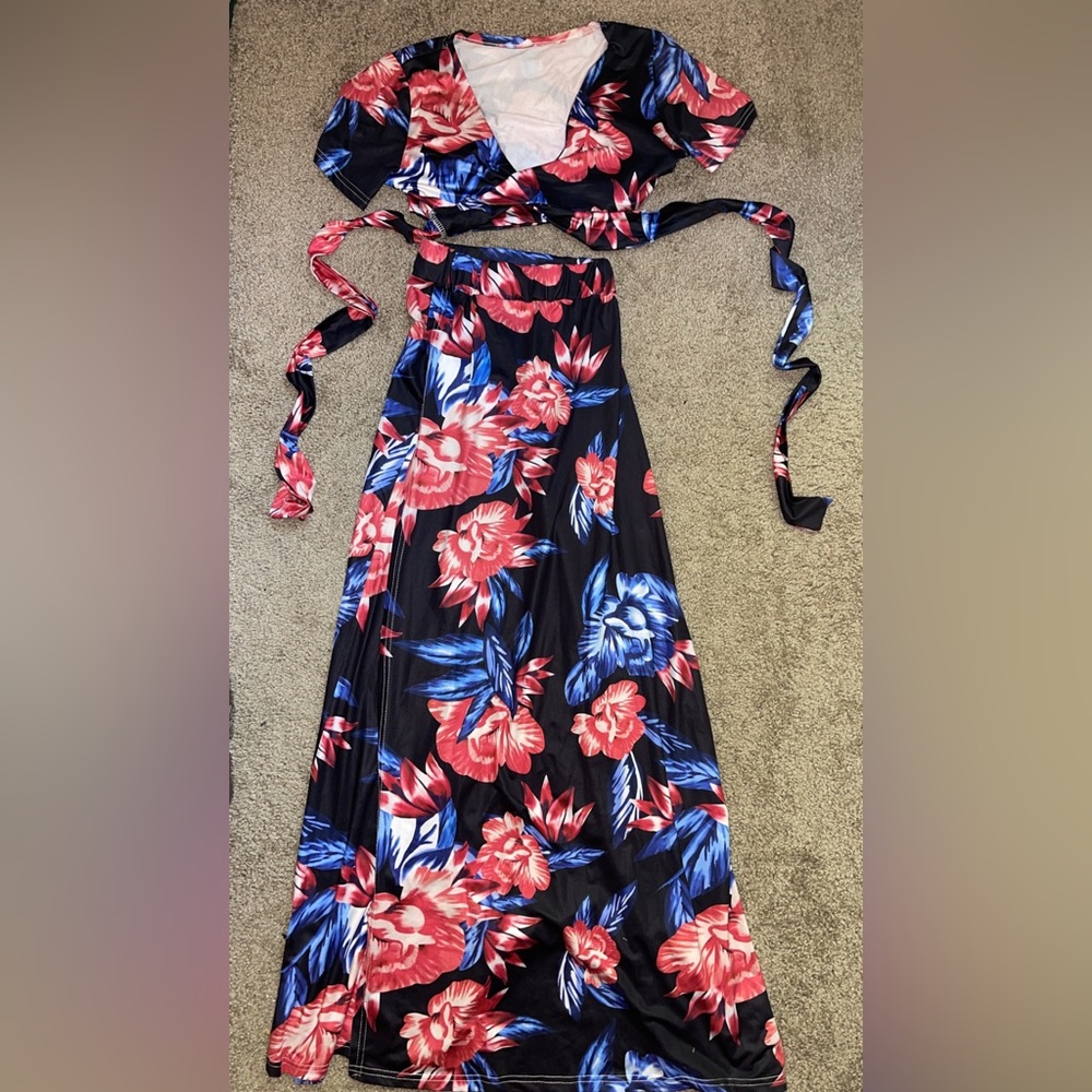 2 pc Flower Set